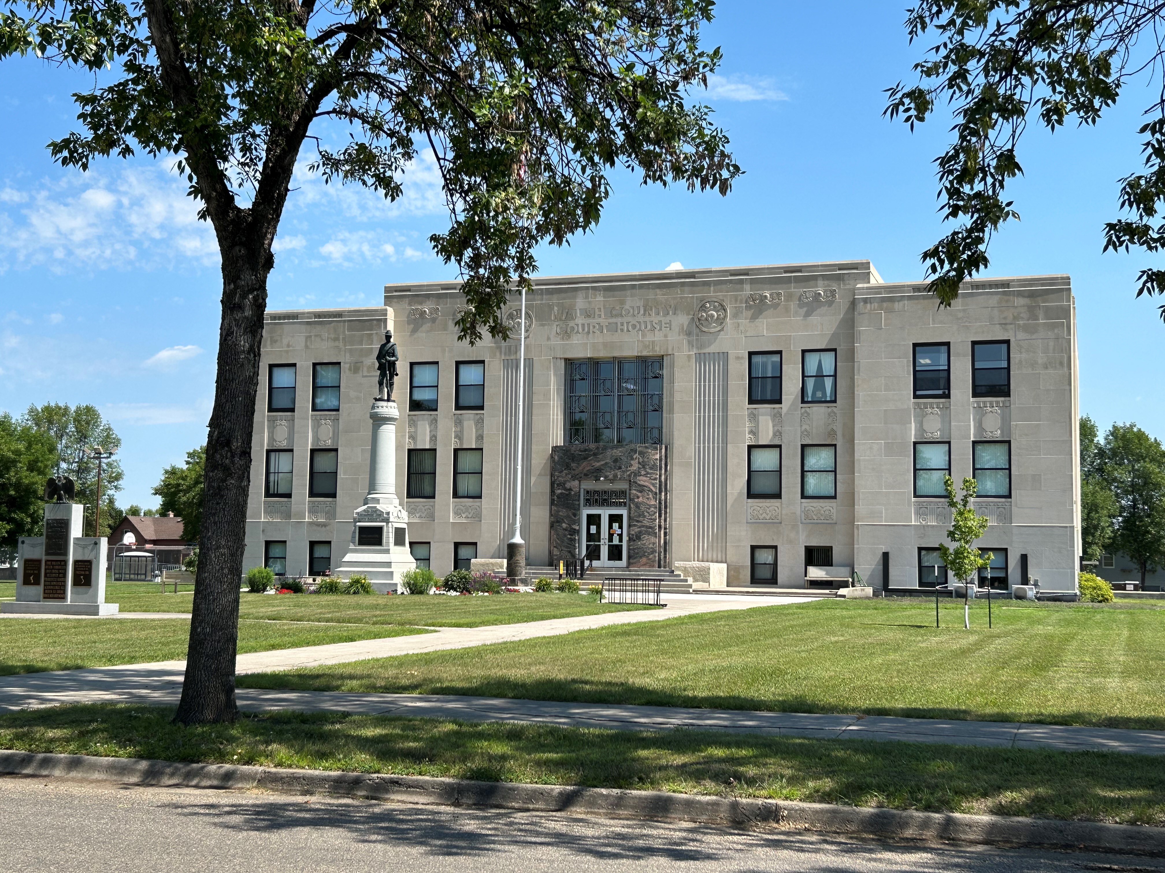 Walsh County Courthouse